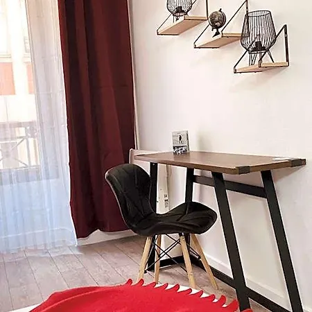 Louvain باريس